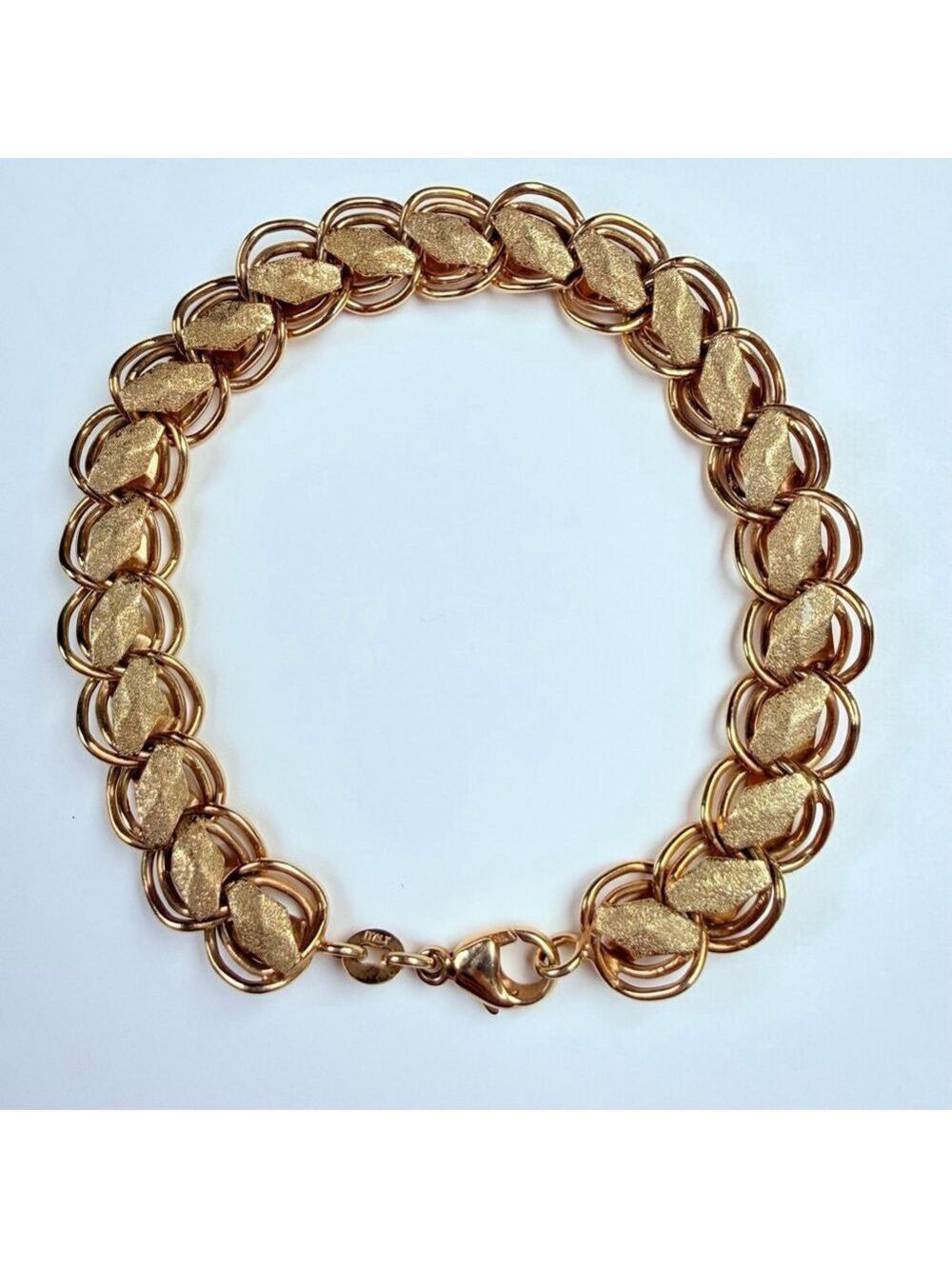 14K Yellow Gold Diamond Cut Interlocking Lotus Chain Two Sided Vintage Bracelet